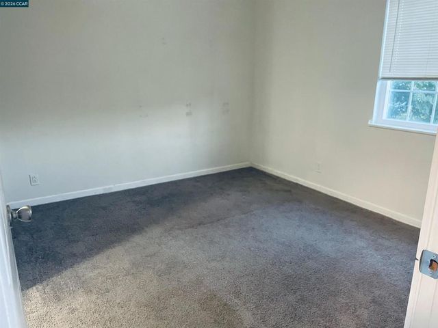 1926 Alcatraz Ave, Berkeley, CA 94703