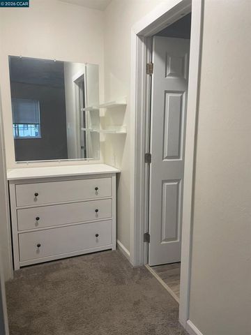 1926 Alcatraz Ave, Berkeley, CA 94703
