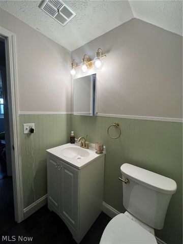 5825 Olive Avenue, North Ridgeville, OH 44039