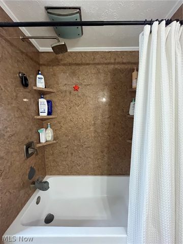 5825 Olive Avenue, North Ridgeville, OH 44039