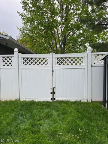 5825 Olive Avenue, North Ridgeville, OH 44039