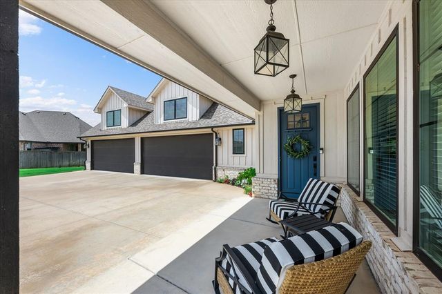 6221 NW 163rd Place, Edmond, OK 73013
