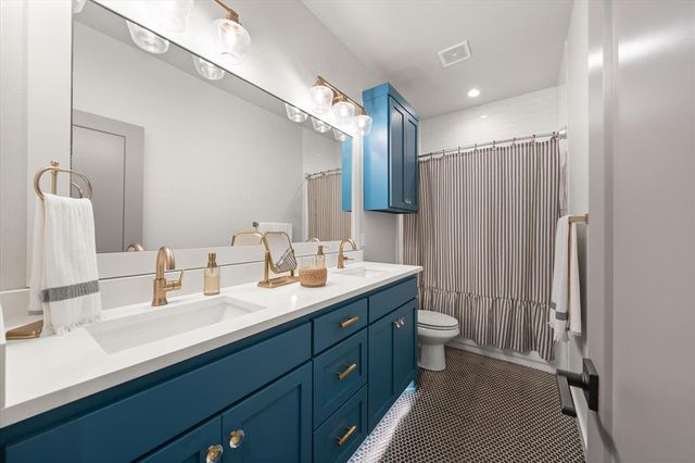 6221 NW 163rd Place, Edmond, OK 73013