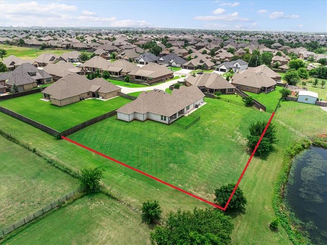6221 NW 163rd Place, Edmond, OK 73013
