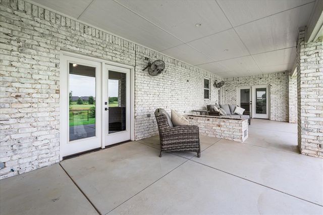 6221 NW 163rd Place, Edmond, OK 73013
