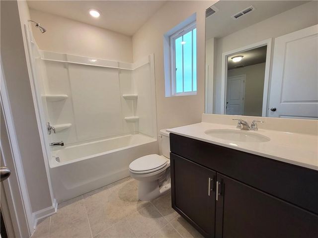 614 Easton Way, Lawrenceville, GA 30043