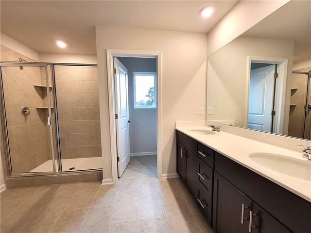 614 Easton Way, Lawrenceville, GA 30043
