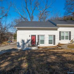 1601 Wells Avenue, Huntsville, AL 35801