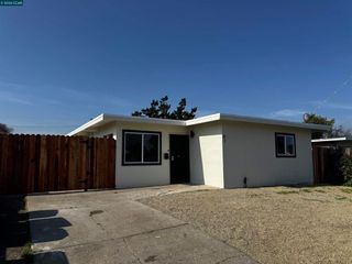 87 Bay Drive, Bay Point, CA 94565
