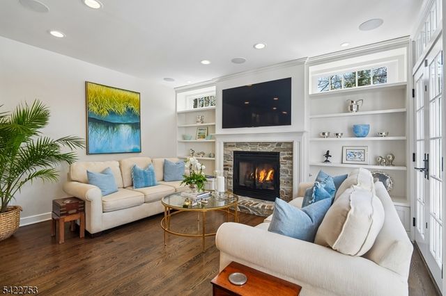 44 Canoe Brook Pkwy, Summit City, NJ 07901