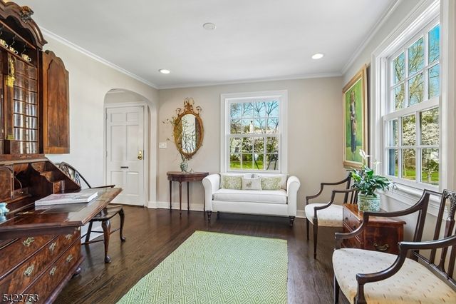 44 Canoe Brook Pkwy, Summit City, NJ 07901