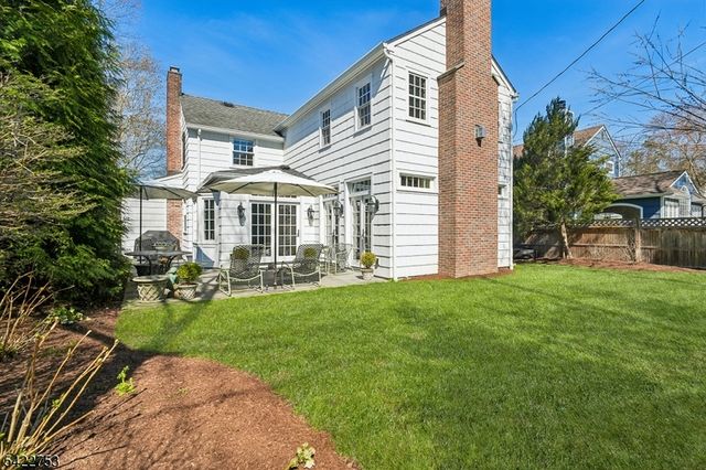 44 Canoe Brook Pkwy, Summit City, NJ 07901