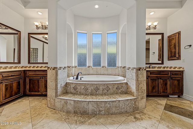 5261 S BRADSHAW Place, Chandler, AZ 85249