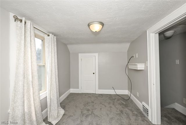 553 Princeton Avenue, Barberton, OH 44203
