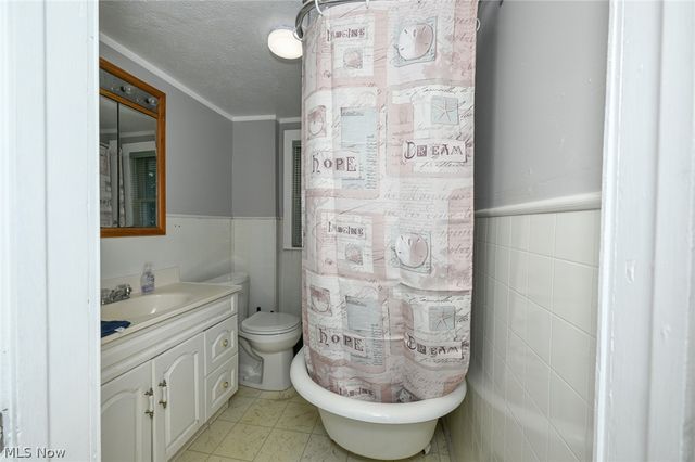 553 Princeton Avenue, Barberton, OH 44203