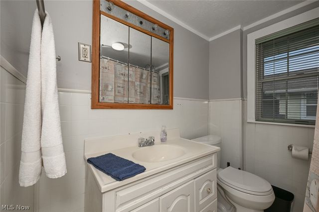 553 Princeton Avenue, Barberton, OH 44203