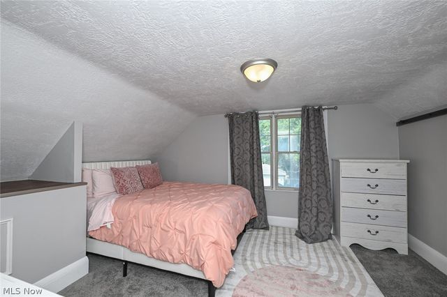 553 Princeton Avenue, Barberton, OH 44203