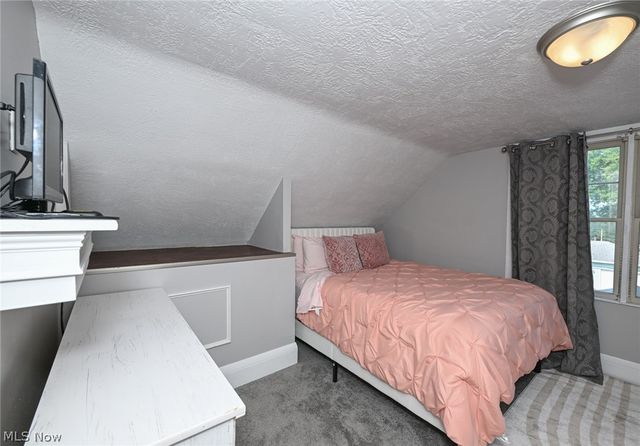 553 Princeton Avenue, Barberton, OH 44203