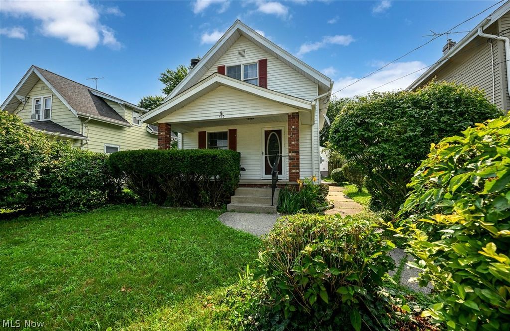 553 Princeton Avenue, Barberton, OH 44203