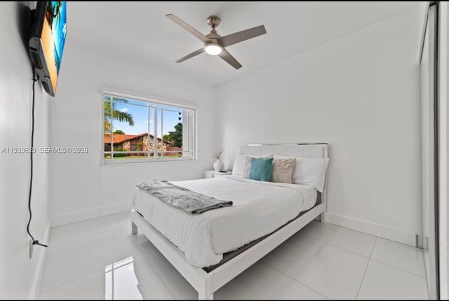 20051 NW 64th Pl 0, Hialeah, FL 33015