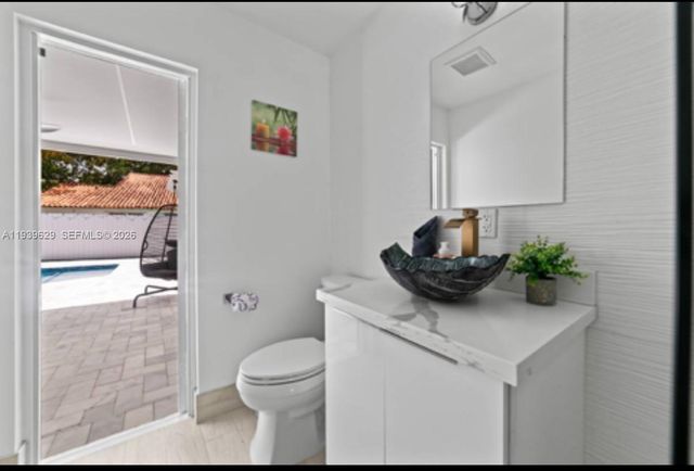 20051 NW 64th Pl 0, Hialeah, FL 33015