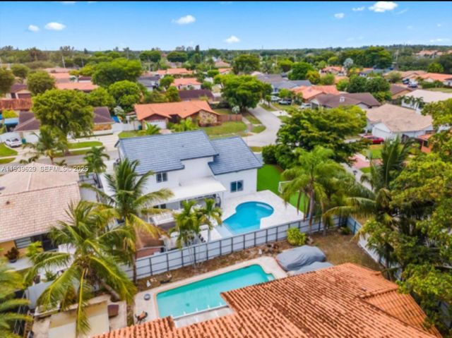20051 NW 64th Pl 0, Hialeah, FL 33015