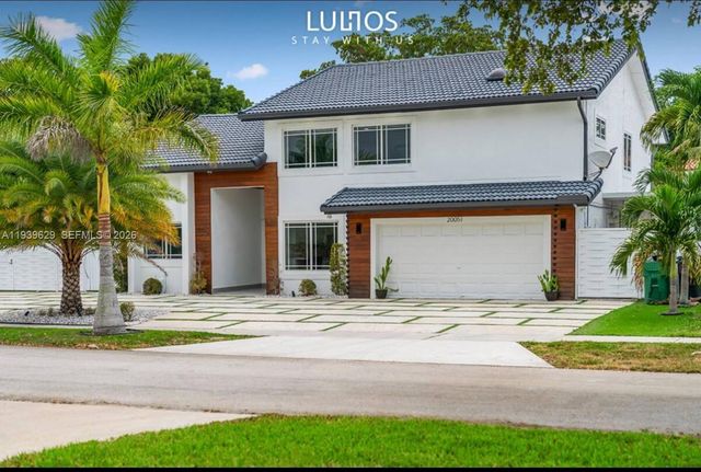 20051 NW 64th Pl 0, Hialeah, FL 33015