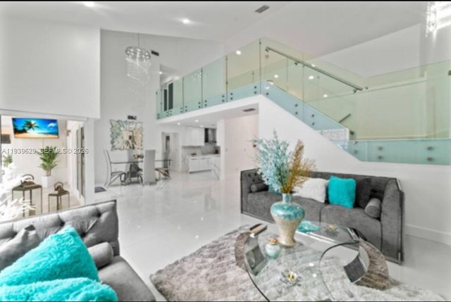 20051 NW 64th Pl 0, Hialeah, FL 33015