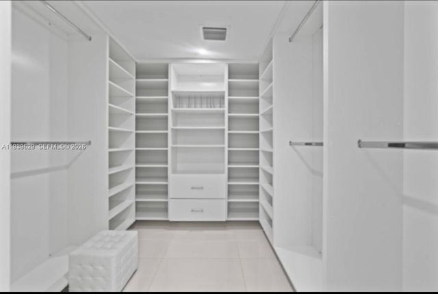 20051 NW 64th Pl 0, Hialeah, FL 33015