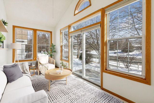 481 Meadowood Lane, Burnsville, MN 55337