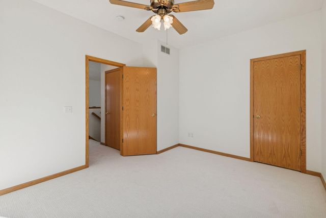 481 Meadowood Lane, Burnsville, MN 55337