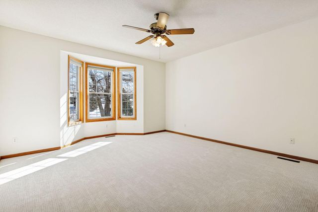 481 Meadowood Lane, Burnsville, MN 55337