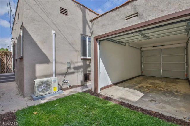 2512 W 60th Street, Los Angeles, CA 90043