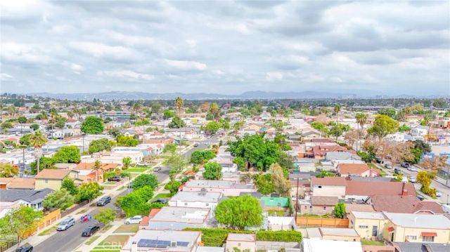 2512 W 60th Street, Los Angeles, CA 90043