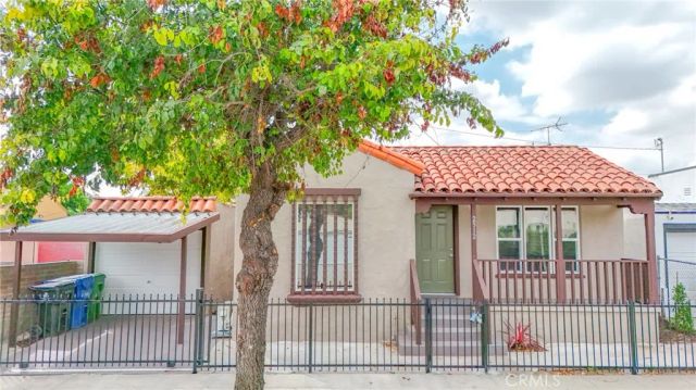 2512 W 60th Street, Los Angeles, CA 90043