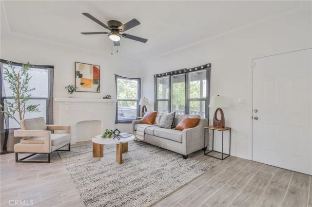 2512 W 60th Street, Los Angeles, CA 90043