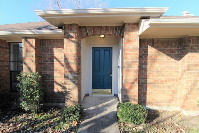 2309 LAKESHORE Lane, Rowlett, TX 75088