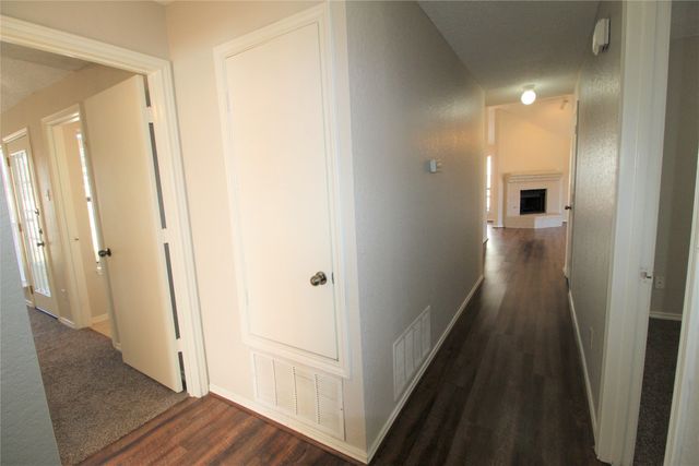 2309 LAKESHORE Lane, Rowlett, TX 75088