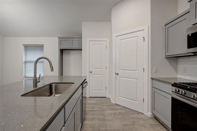 3008 NW 196th Place, Edmond, OK 73012