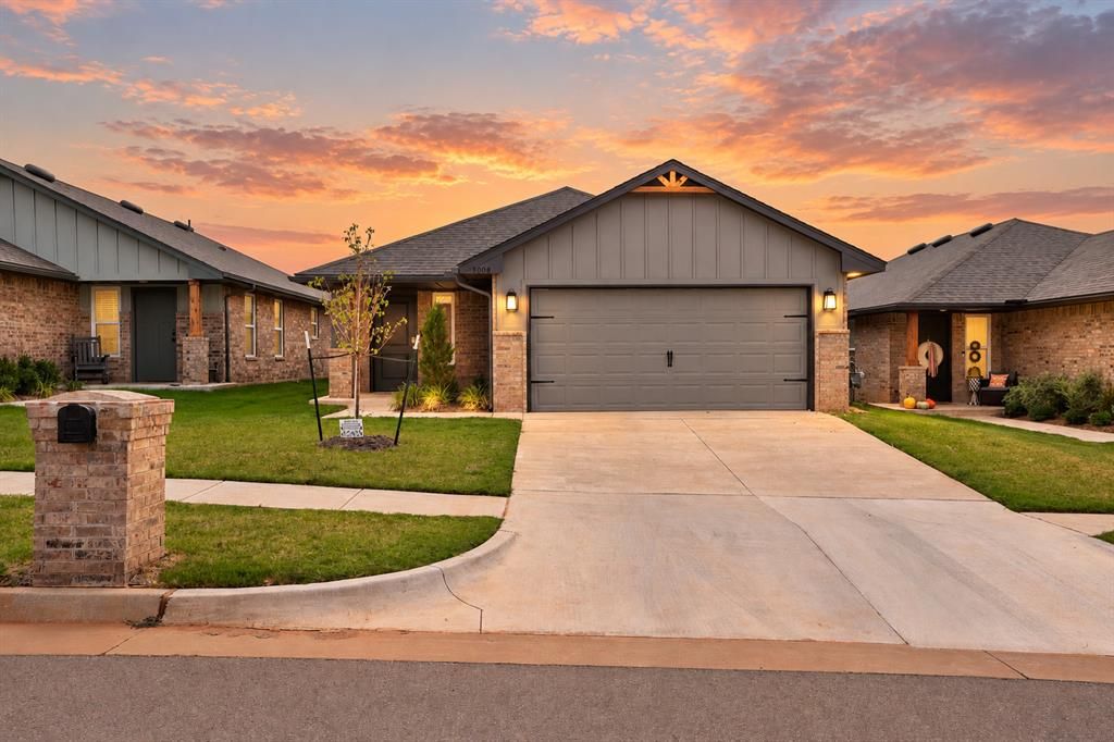 3008 NW 196th Place, Edmond, OK 73012