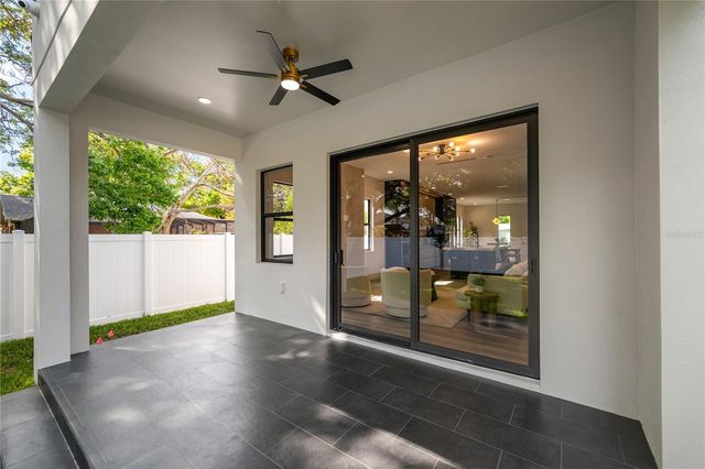 3104 W PINE STREET, Tampa, FL 33607