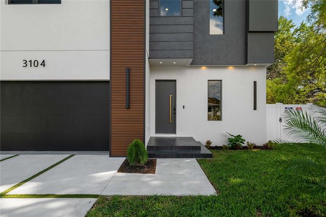 3104 W PINE STREET, Tampa, FL 33607