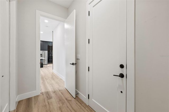 3104 W PINE STREET, Tampa, FL 33607