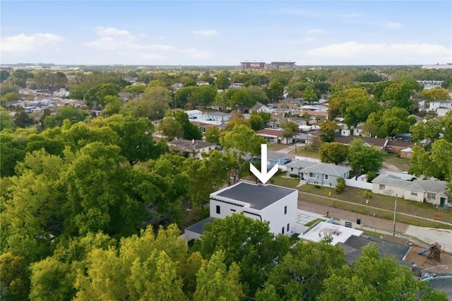 3104 W PINE STREET, Tampa, FL 33607