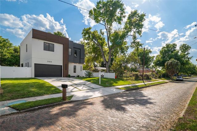 3104 W PINE STREET, Tampa, FL 33607