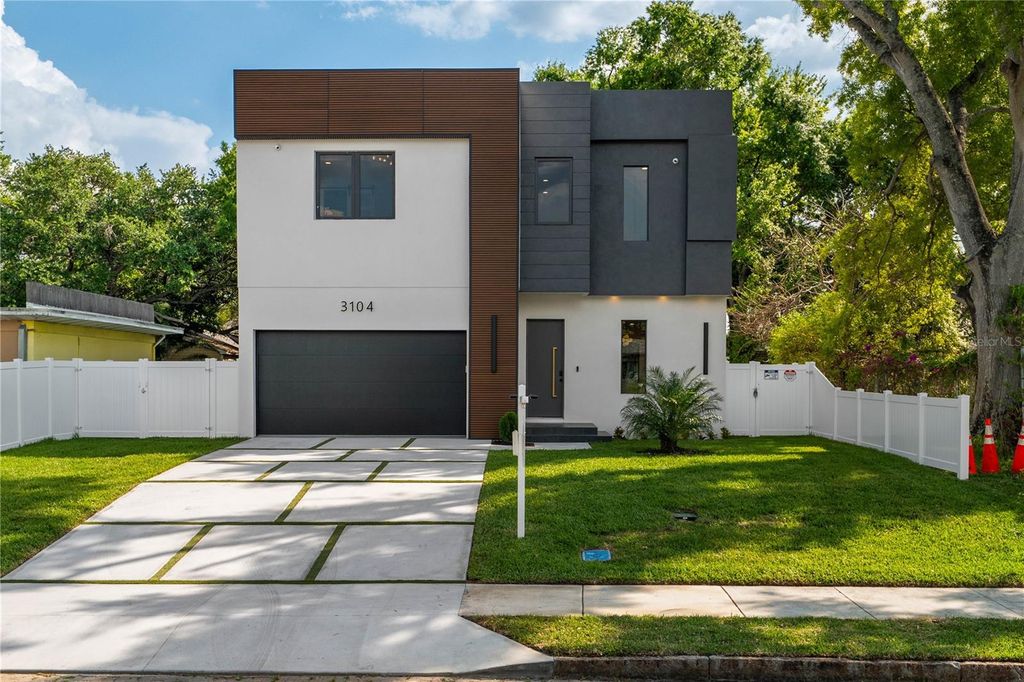 3104 W PINE STREET, Tampa, FL 33607