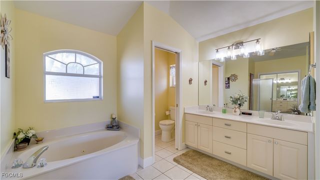 2206 Coral Point DR, Cape Coral, FL 33990