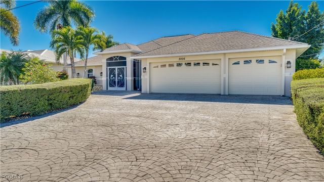 2206 Coral Point DR, Cape Coral, FL 33990
