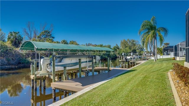 2206 Coral Point DR, Cape Coral, FL 33990