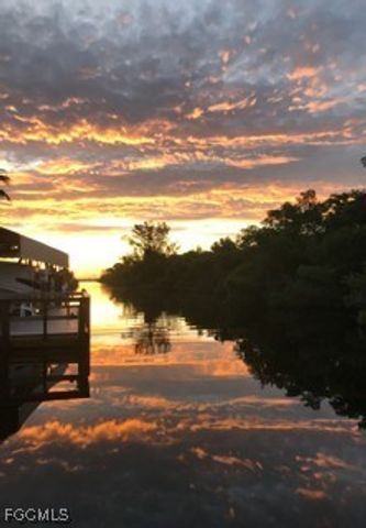 2206 Coral Point DR, Cape Coral, FL 33990